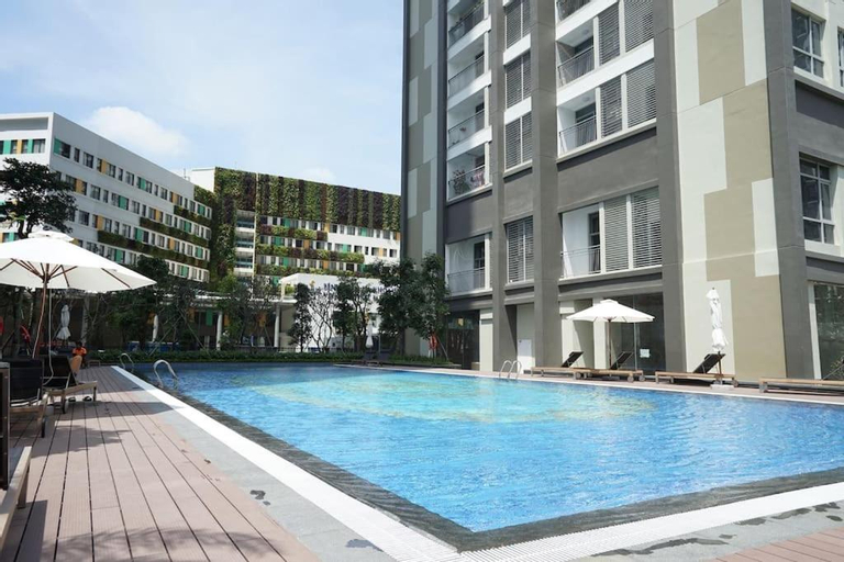 Swimming Pool 8