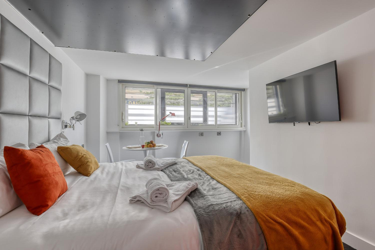 Others 5, Branded New and Comfy Studio - Heart of Paris 3, Paris