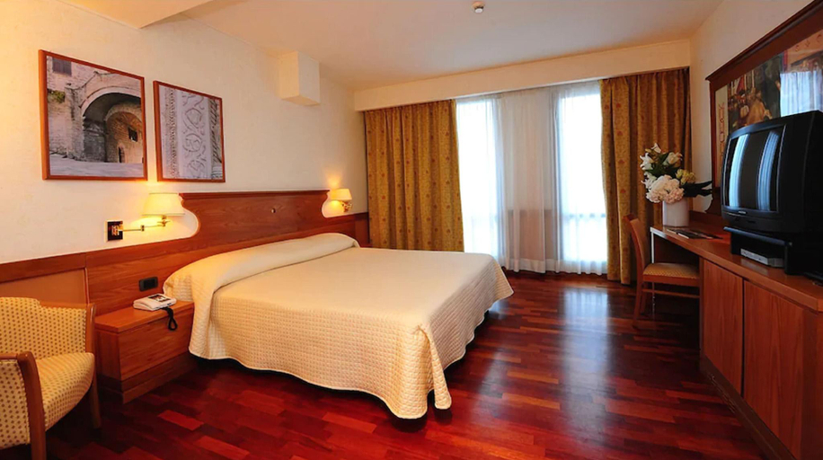 Bedroom 17