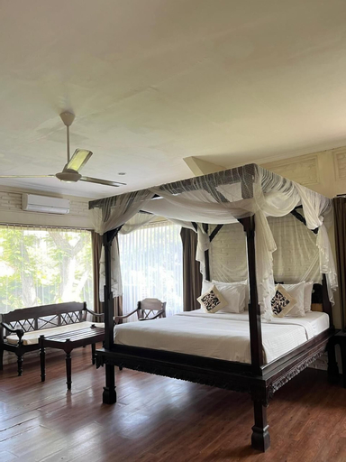 Bedroom 15
