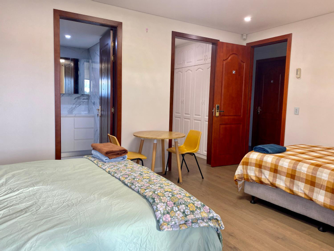 Bedroom 5