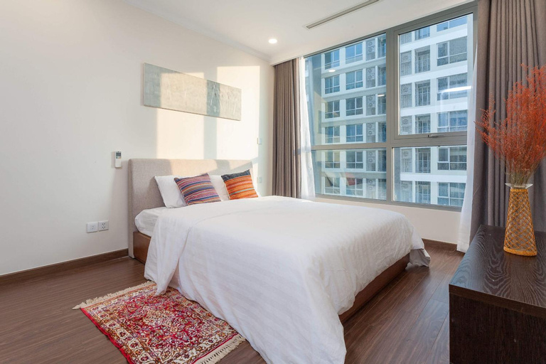 Bedroom 13