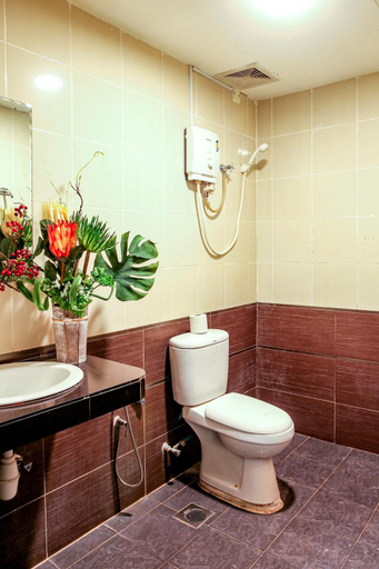 Bathroom 4, Langkapuri Resort Langkawi, Langkawi