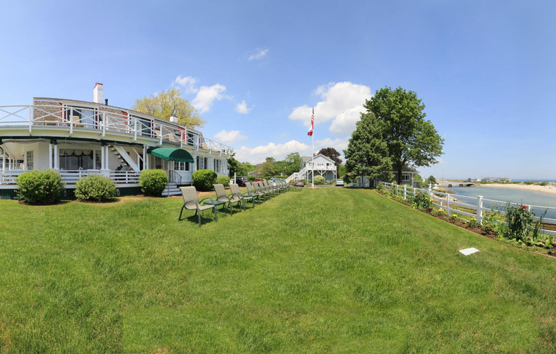 Others 4, Terrace By The Sea, York