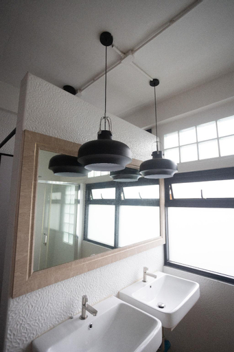 Bathroom 9