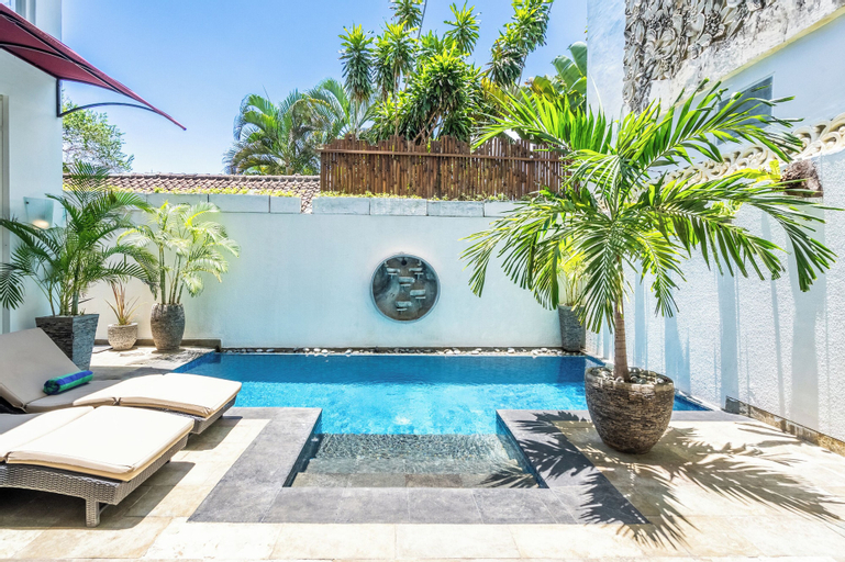 Swimming Pool 17