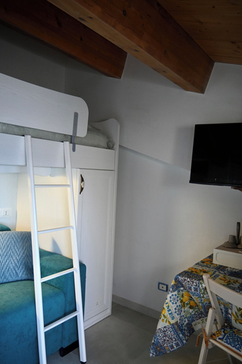 Bedroom 4, Mare Arcobaleno - Casa Vacanze, Syracuse