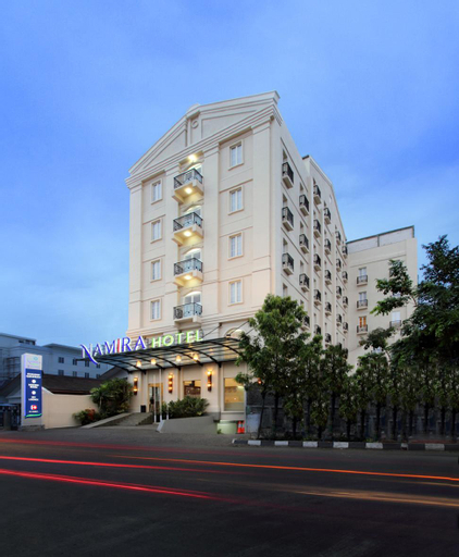 Exterior 14