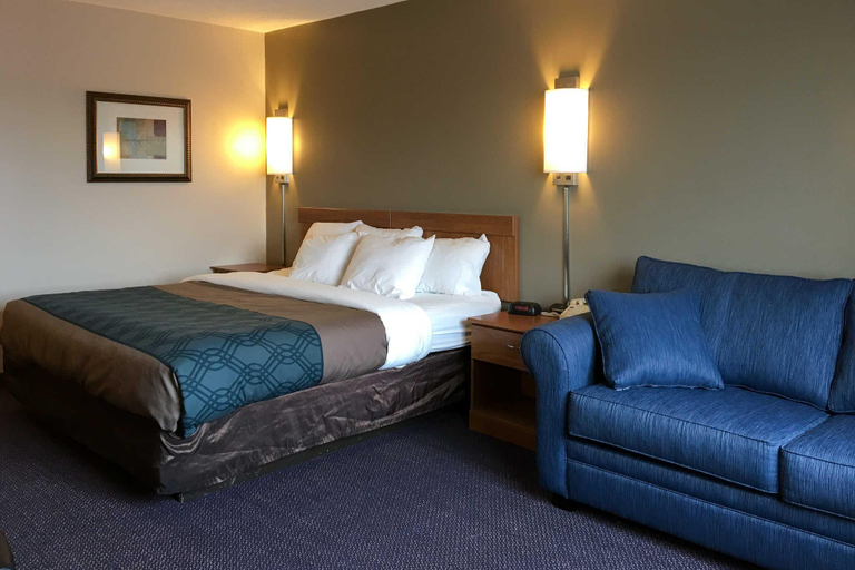Bedroom 3, Econo Lodge Darien Lakes, Genesee