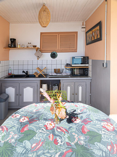 Others 5, Villa Sable et Colibris, Basse-Pointe