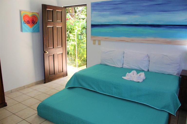 Bedroom 2, Toro Blanco, Carrillo