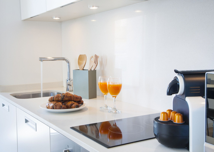 Food & Drinks 5, Durlet Beach Apartments, Barcelona