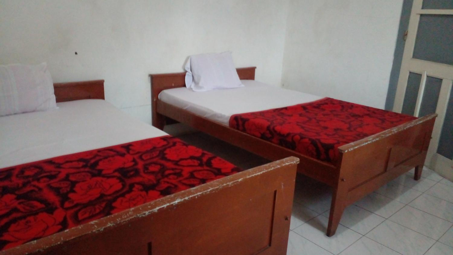 Bedroom 4, Hotel Raya, Magetan