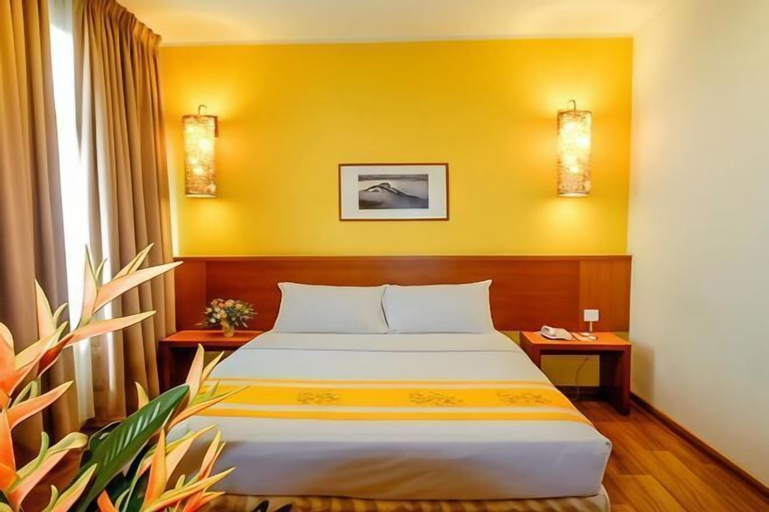 Bedroom 30