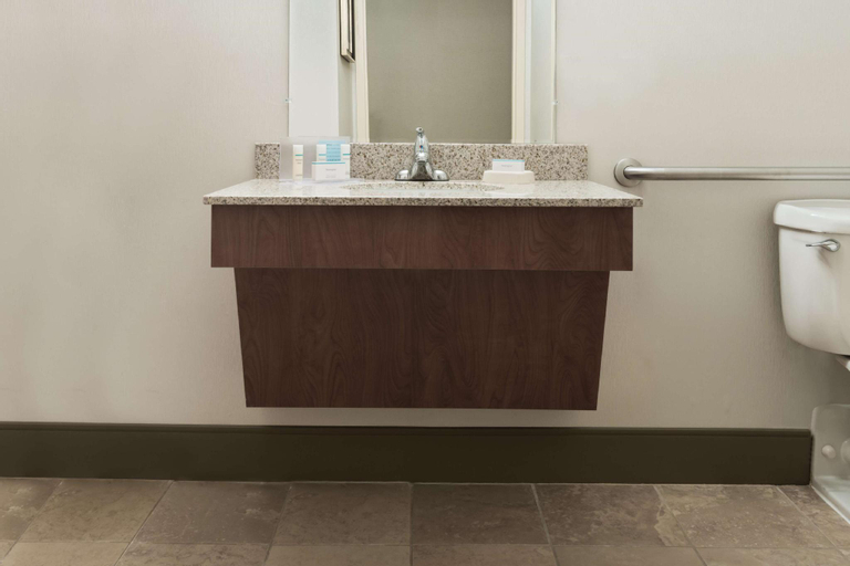 Bathroom 4