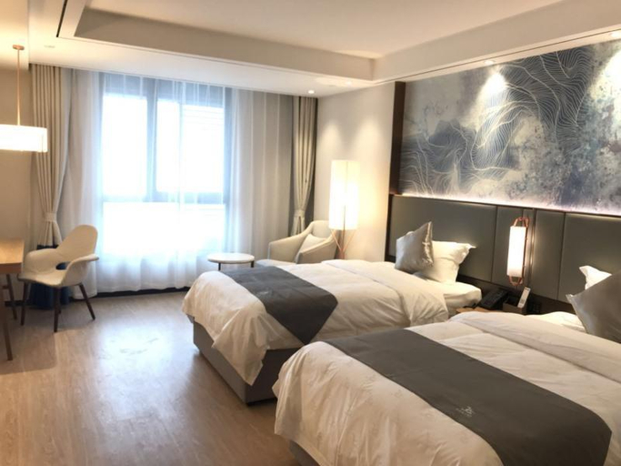 Bedroom 25