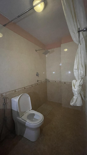 Bathroom 3, Hotel Valley View, Bagmati