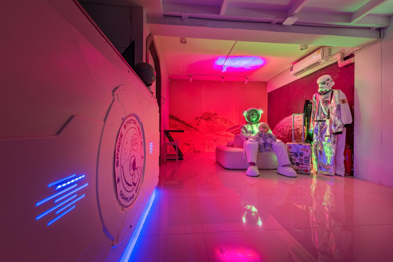 Public Area 2, Space Station Hostel, Don Muang