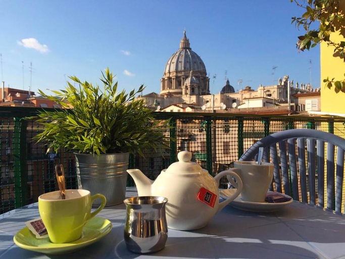 Others 5, B&B Vatican Stories, Rome