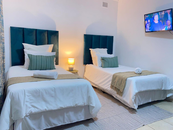 Others 5, Listos Guest House, Uthungulu