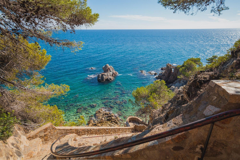 Others 3, Apartments Sant Lluis CENTER, 2 min walk from the sea, Girona