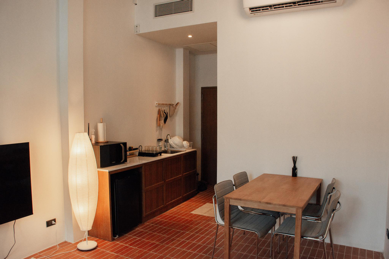 Dining Room 7