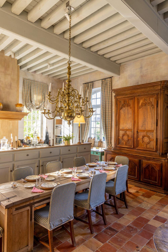 Food & Drinks 4, Chateau du Tertre, Gironde