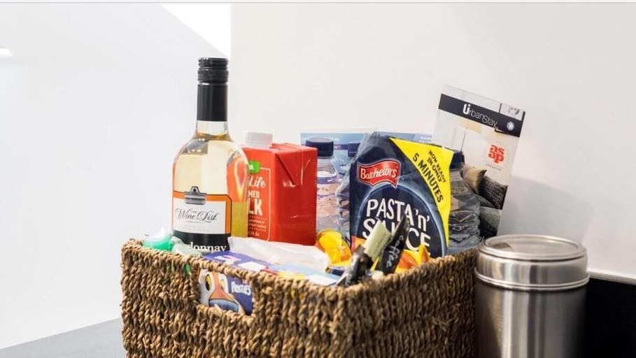 Food & Drinks, Oxford Circus Apartments, London