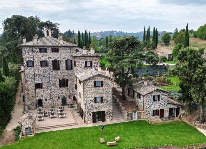 Pietra Campana Italian Villa Orvieto, Terni