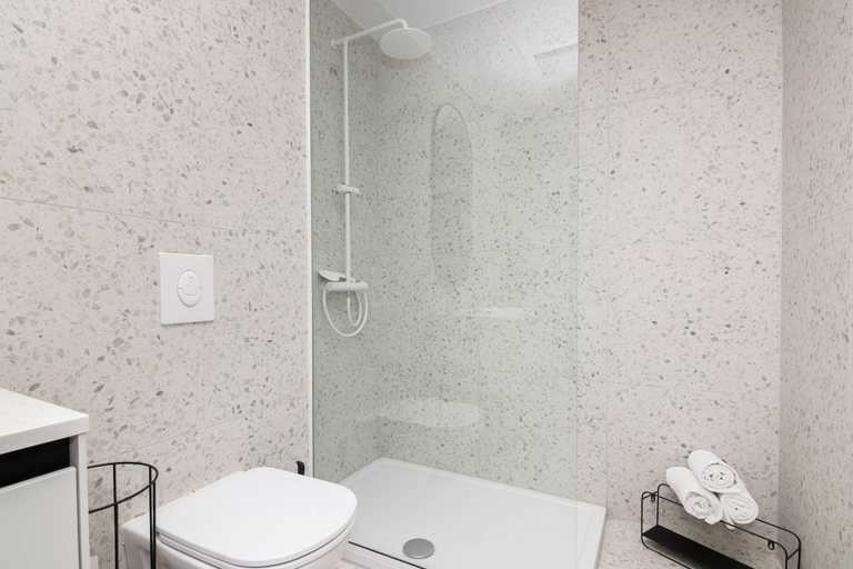 Bathroom 2, Bellavista Apartment Koper, Koper