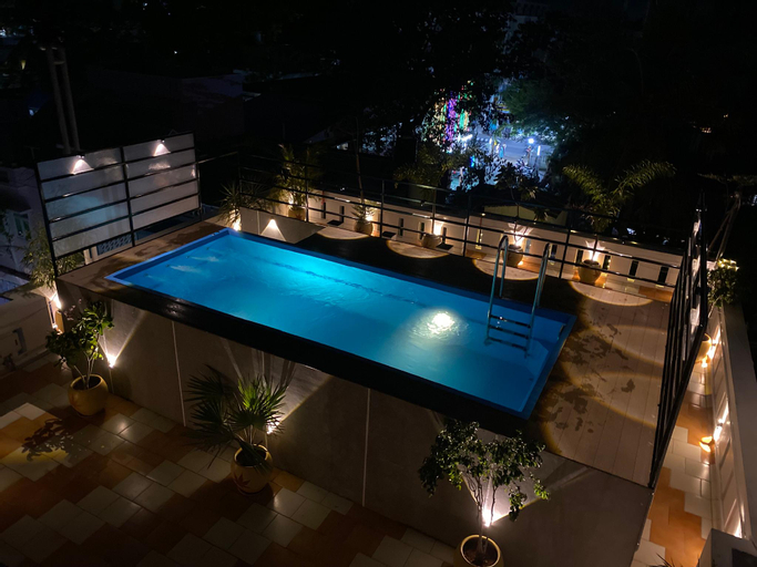 Swimming Pool 3