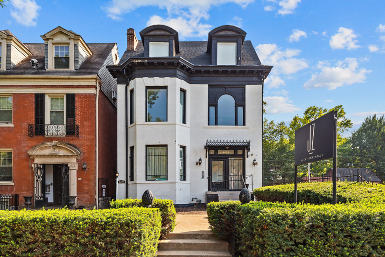 Exterior & Views 2, West End Whimsy | JZ Vacation Rentals, Saint Louis