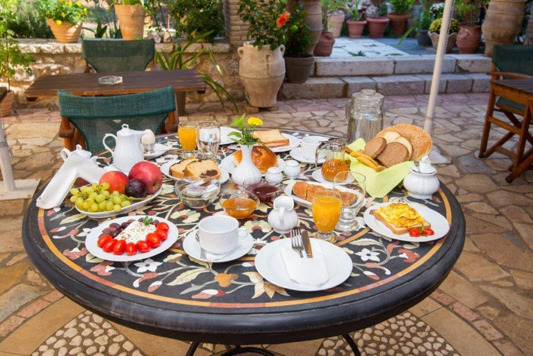 Food & Drinks 4, Nostos Hotel, Central Greece