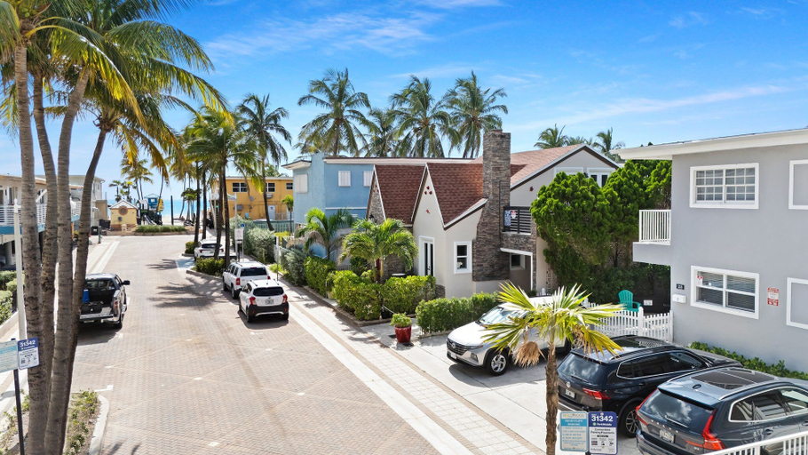 Exterior & Views 2, Sunshine Vibes Villa - Close to Beach, Broward