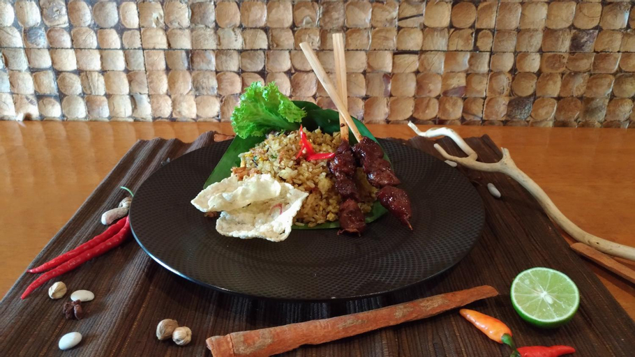 Food & Drinks 15