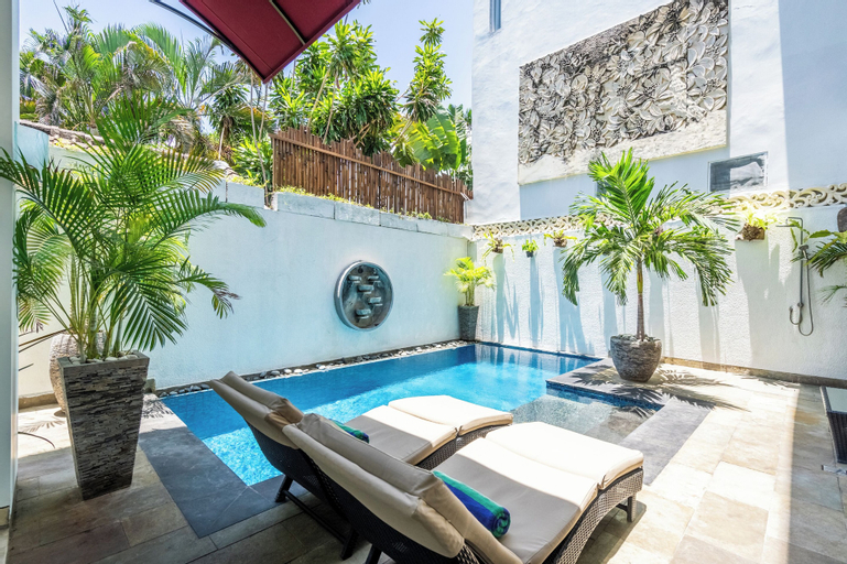 Swimming Pool 19