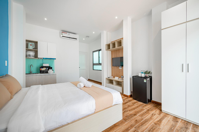 Bedroom 13