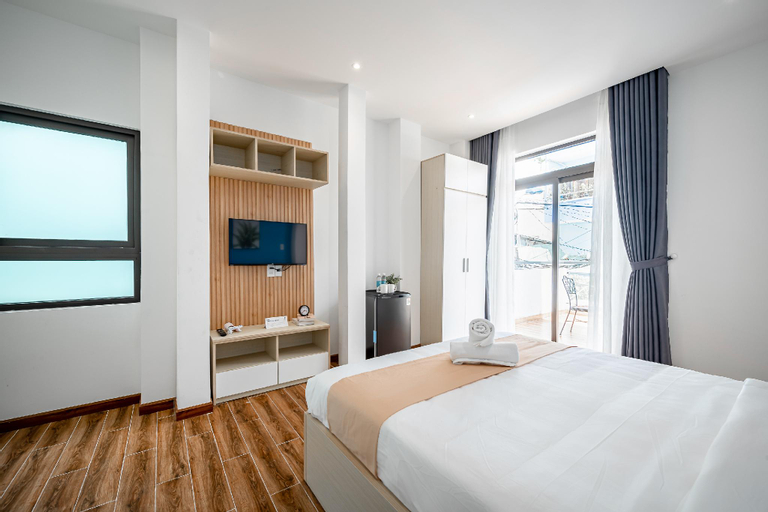 Bedroom 6