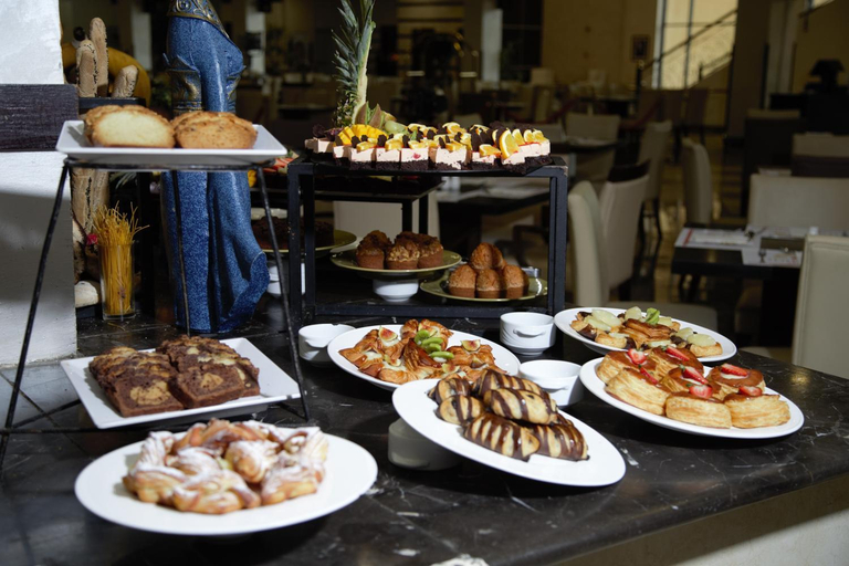 Food & Drinks, East hotel, Shooneh Janoobiyyeh