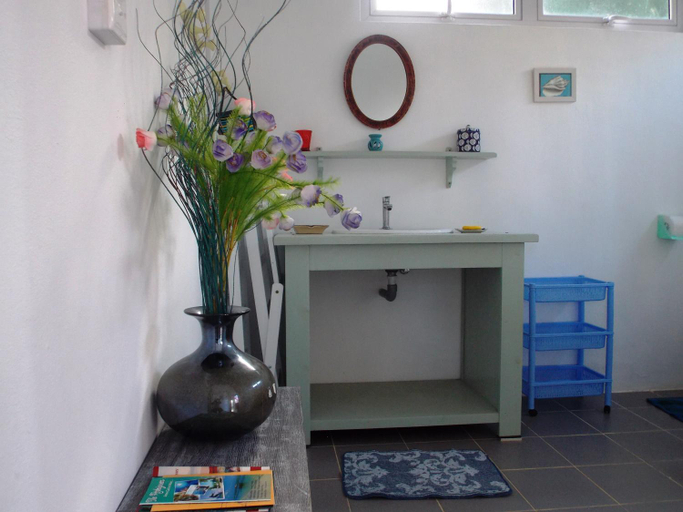 Bathroom 2, Allamanda Villa