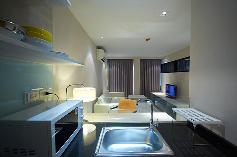 Dining Room 21