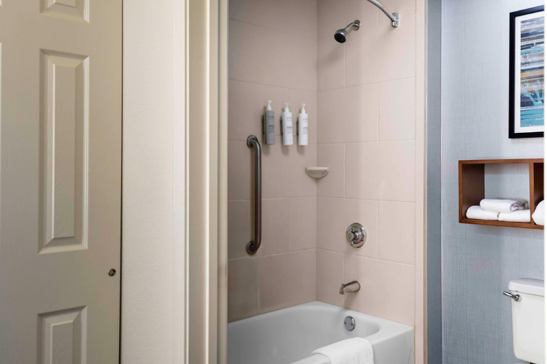 Bathroom 9