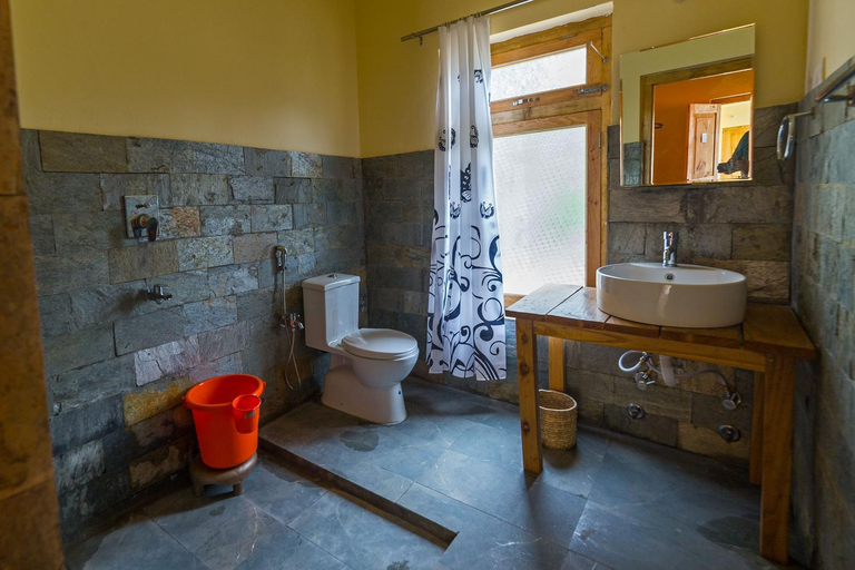 Bathroom 3, Nubra Ecolodge, Leh
