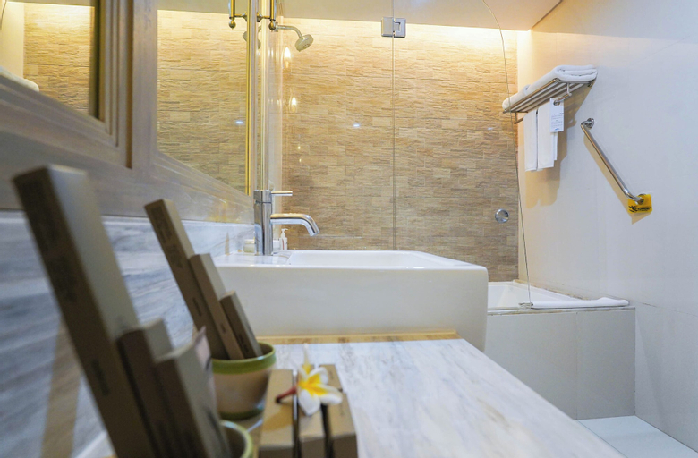 Bathroom 4
