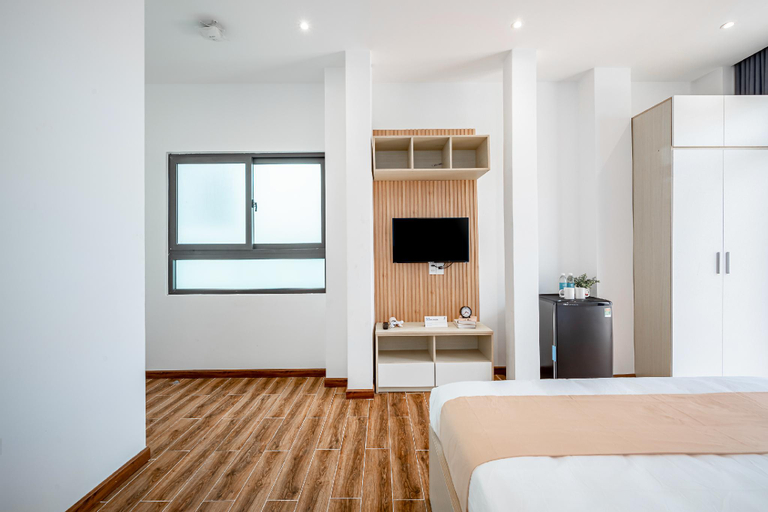 Bedroom 12