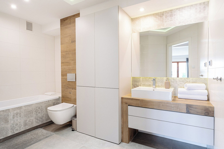 Bathroom 4, Native Apartments Barska 13, Kraków City