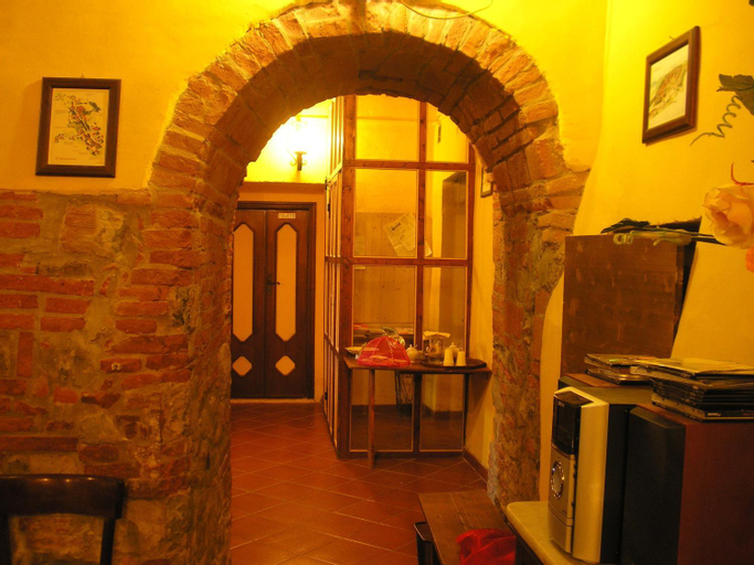 Others, Borghetto Di San Filippo, Florence