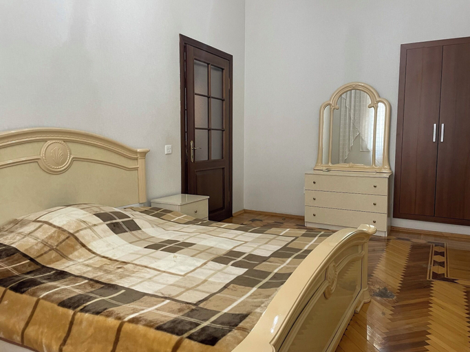 Bedroom 4, Formula Royal Apartment, Baku