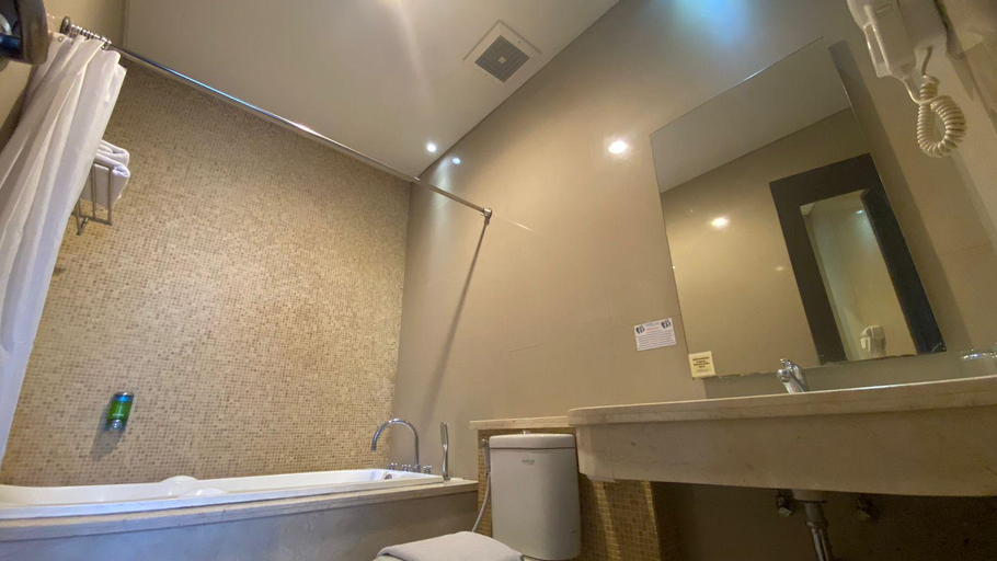 Bathroom 2