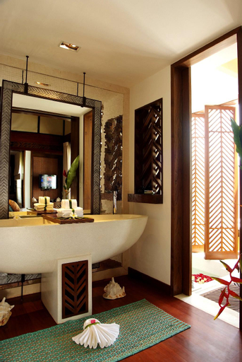 Bathroom 8